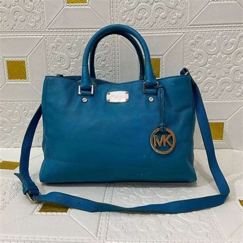 michael kors paris la defense|tas michael kors original.